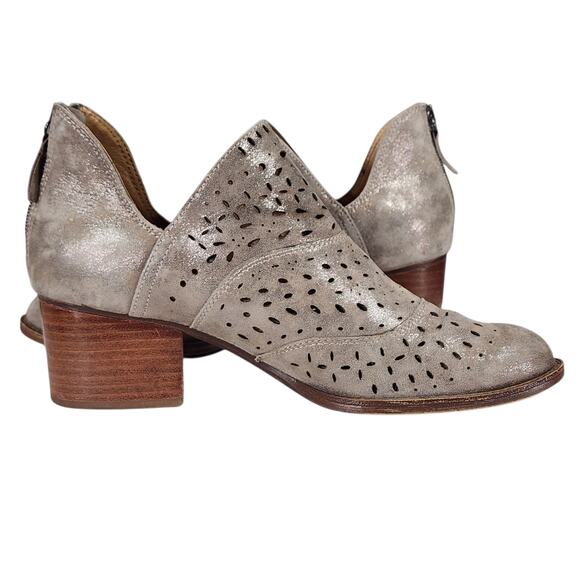 Sofft Ankle Boot Booties sz 10M Women Wyoming Taupe Laser Cut Leather 2" Western - Picture 7 of 12